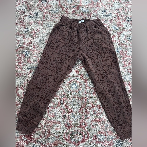 Abercrombie & Fitch Joggers - Picture 1 of 7